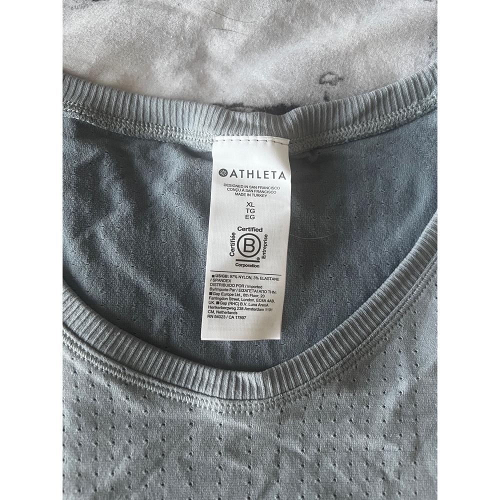 NWOT Athleta tank top - Picture 2 of 3